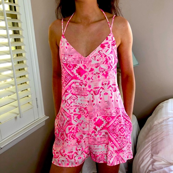 Soldd Outtt - Picture 3 of 16